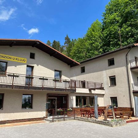 Penzion U Kluju Vestin Екстер'єр фото