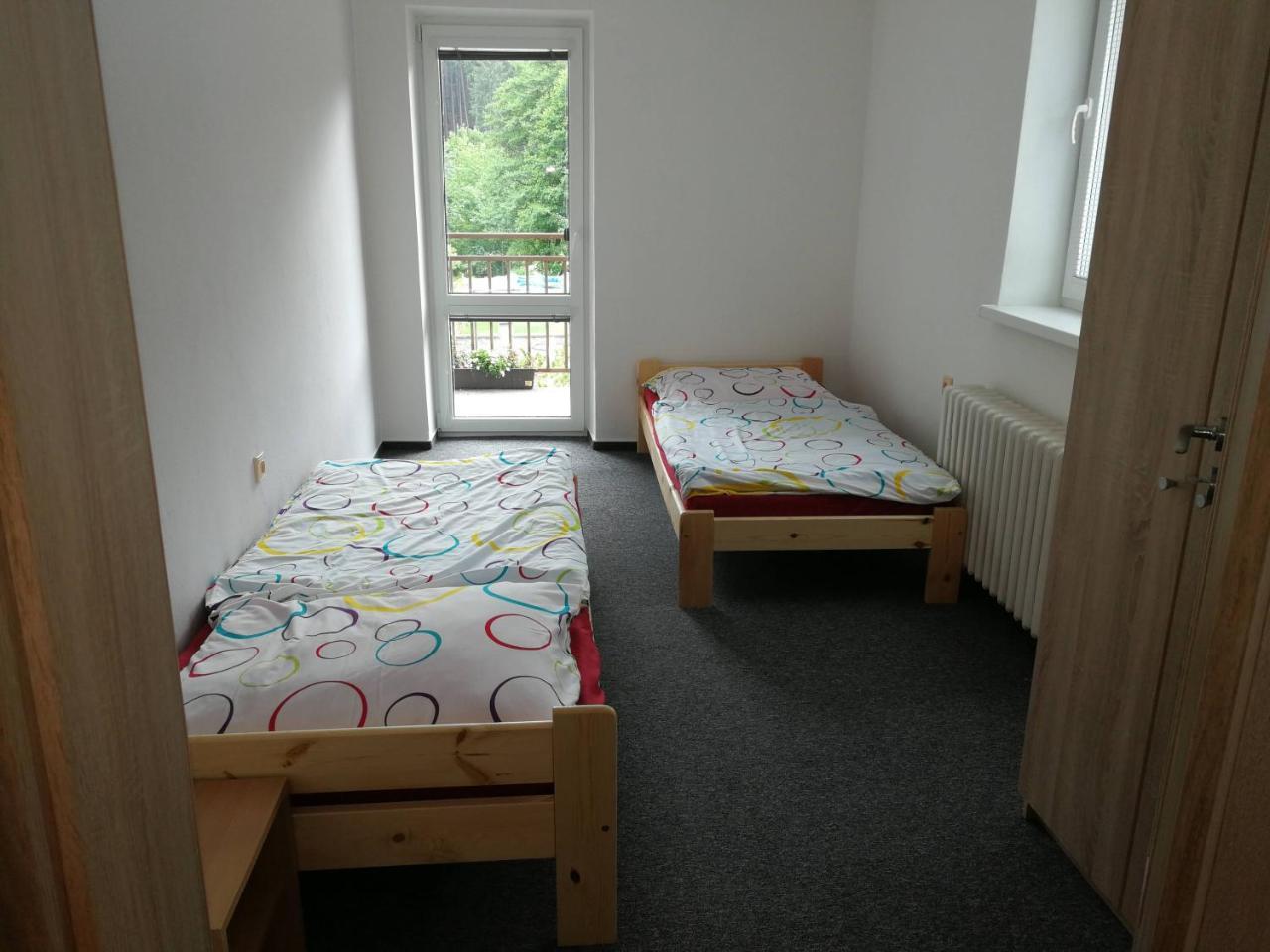 Penzion U Kluju Vestin Екстер'єр фото
